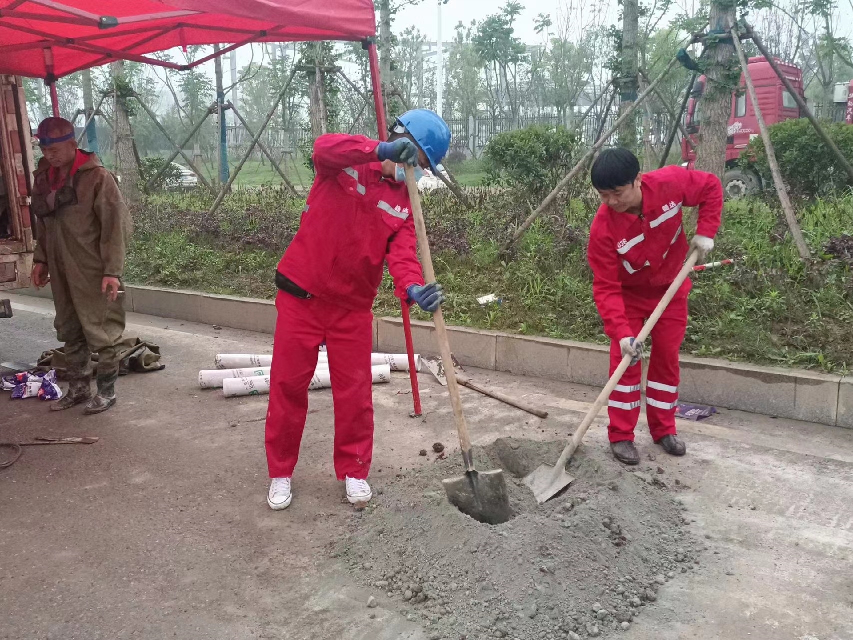 伊宁县管道疏通哪家好】及时进行市政管道清淤